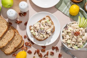 Insalata di pollo light: ricetta facile e veloce